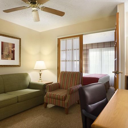 Country Inn & Suites By Radisson, Columbus Airport, Oh Extérieur photo